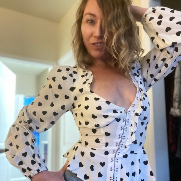 Meet your Posher, Amy - Picture 2 of 2